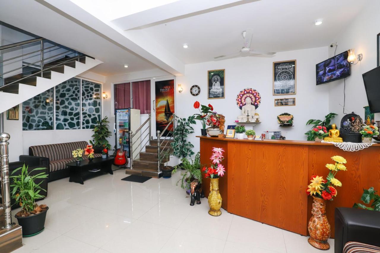 Delight Reich Hotel Peradeniya Exterior photo