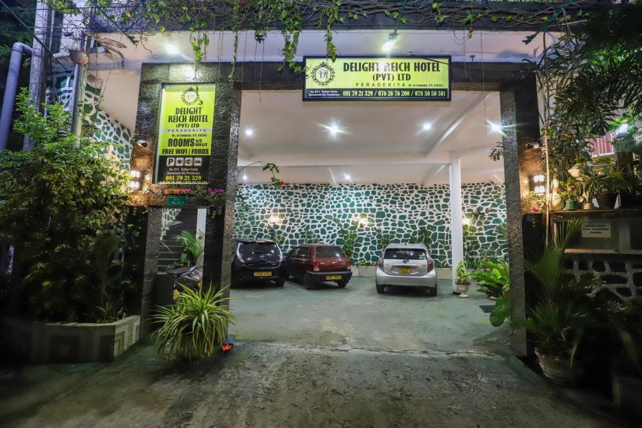 Delight Reich Hotel Peradeniya Exterior photo