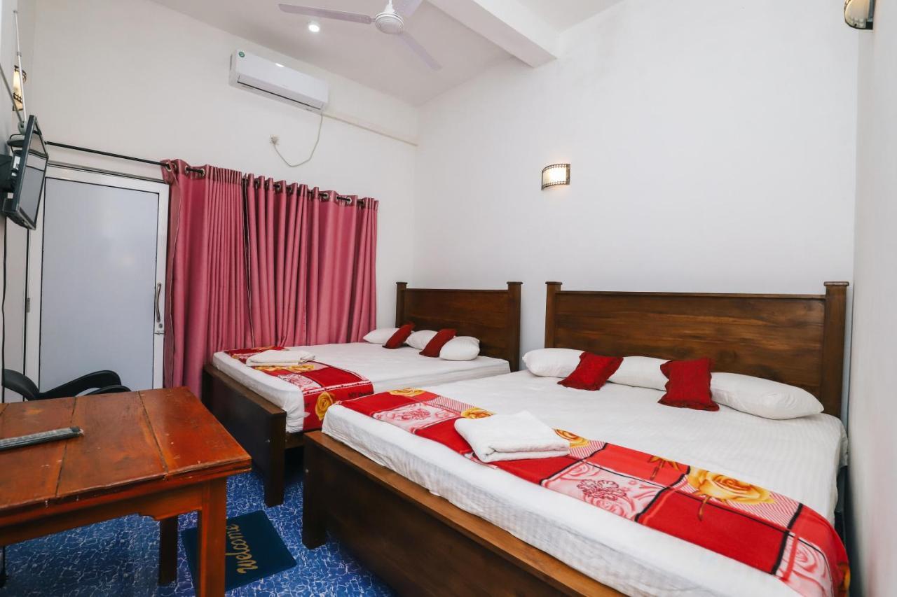 Delight Reich Hotel Peradeniya Exterior photo