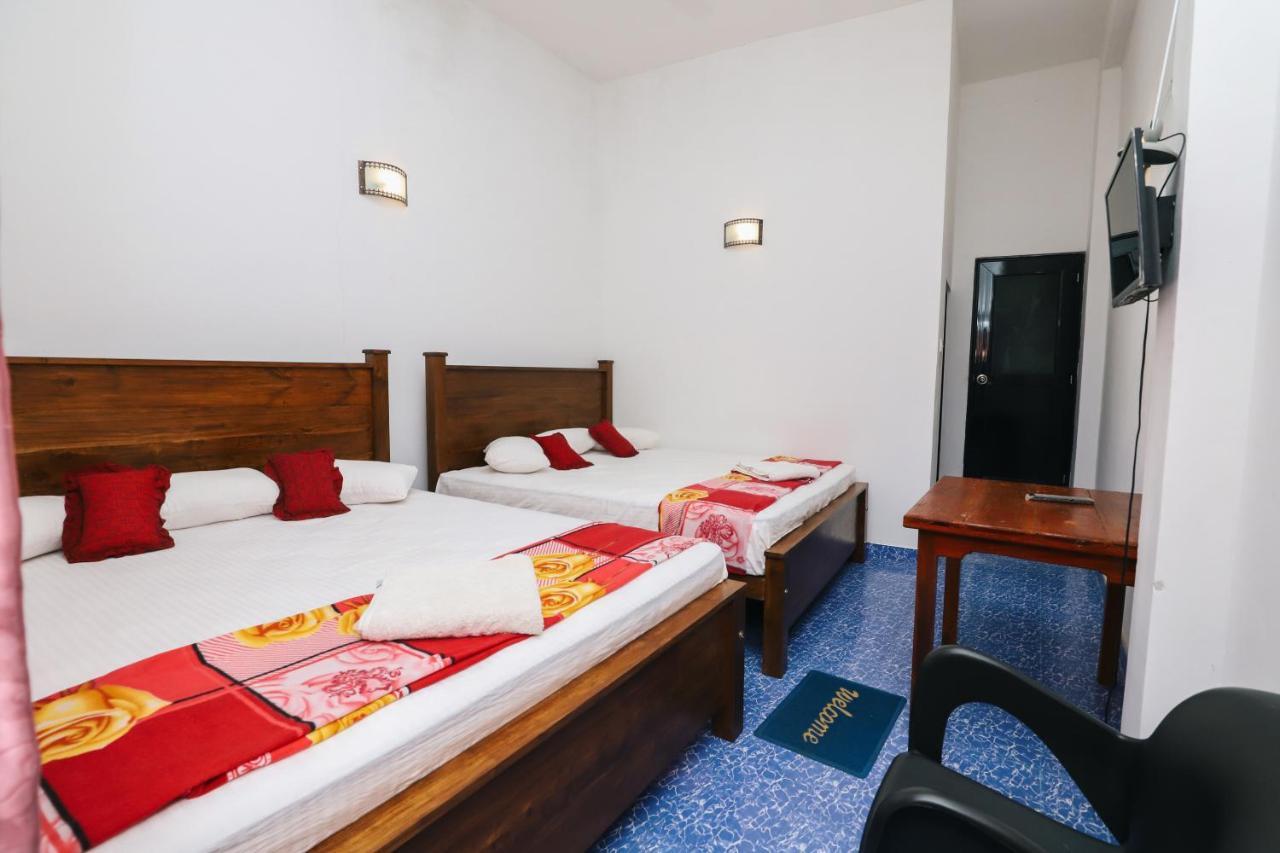 Delight Reich Hotel Peradeniya Exterior photo