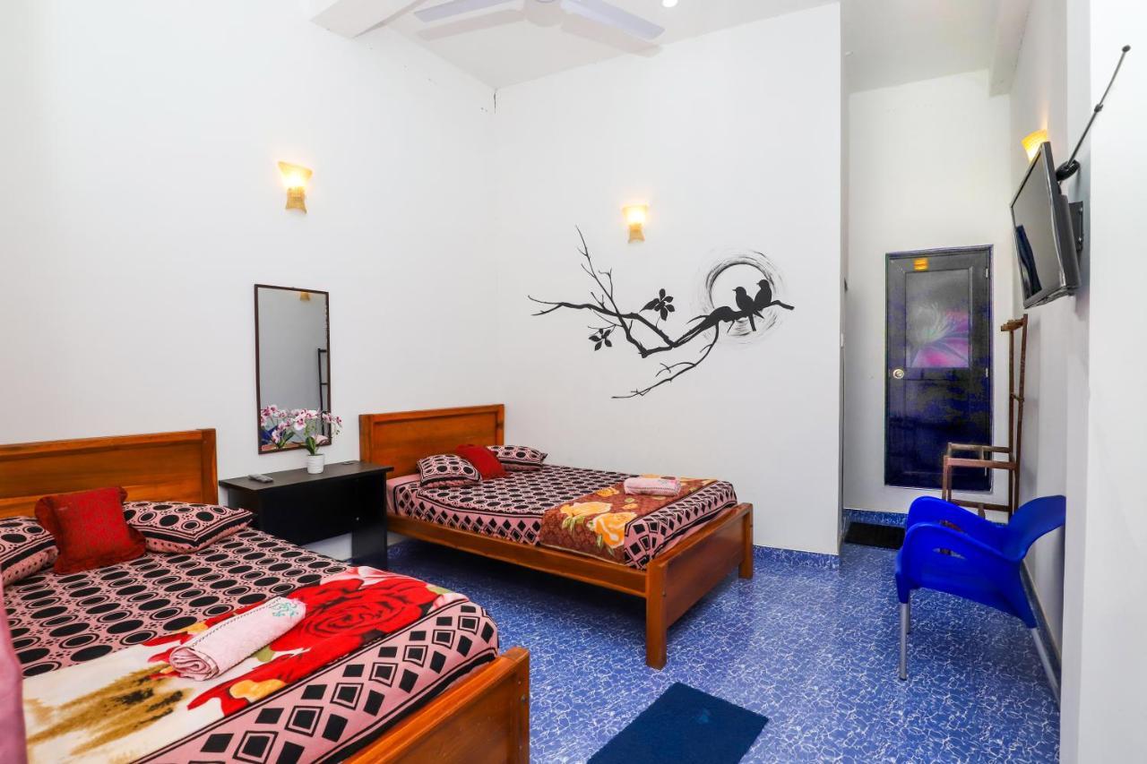 Delight Reich Hotel Peradeniya Exterior photo