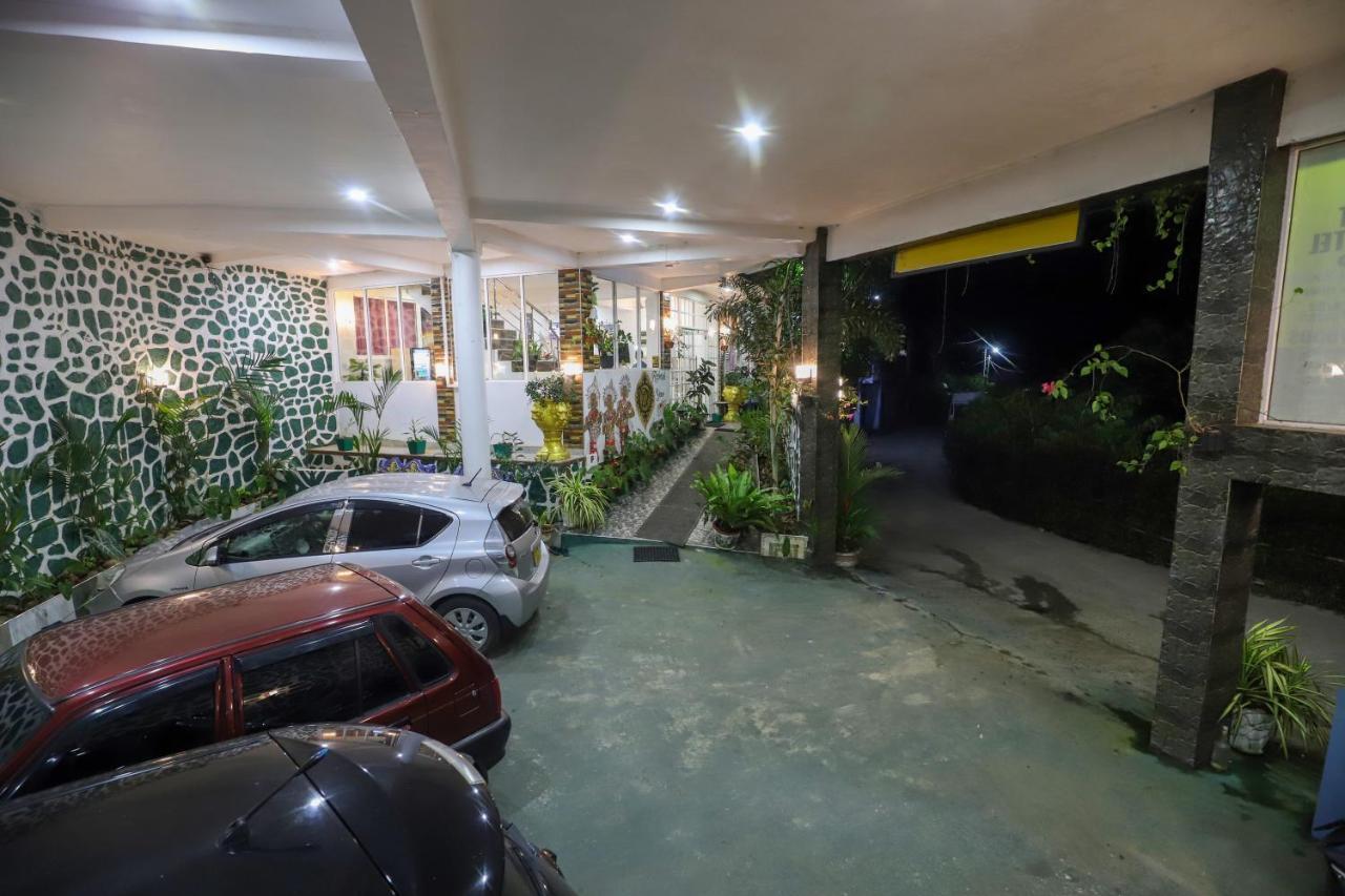 Delight Reich Hotel Peradeniya Exterior photo