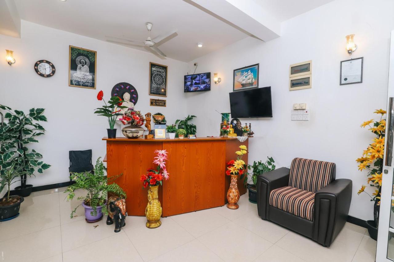 Delight Reich Hotel Peradeniya Exterior photo
